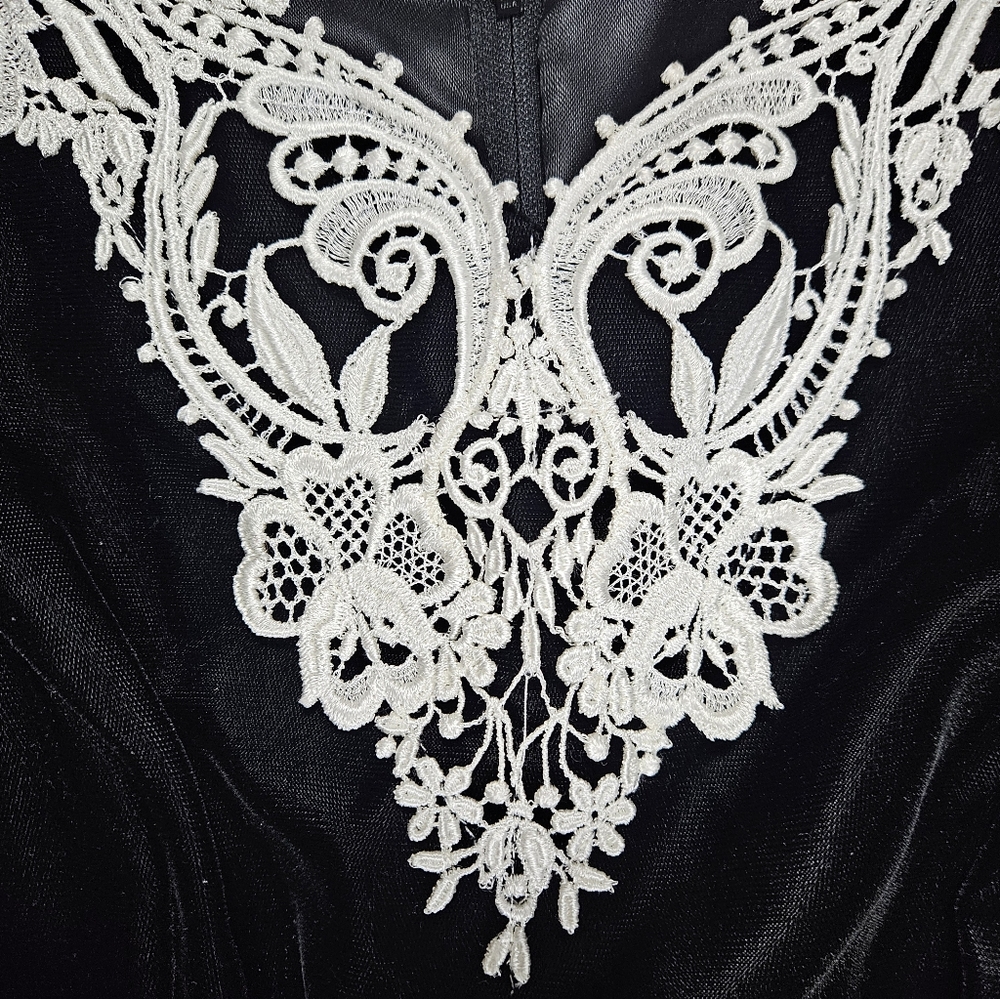 Vintage 80s Gunne Sax By Jessica McClinton Lace Collar Black Velvet Dress Sz 4 ? - Picture 4 of 16